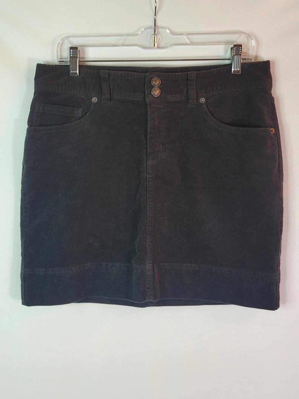 PATAGONIA Black Organic Cotton Corduroy Mini Skirt in Womens Size 8 with Pockets